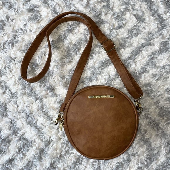 Fun Circular Steve Madden bag - Picture 1 of 12